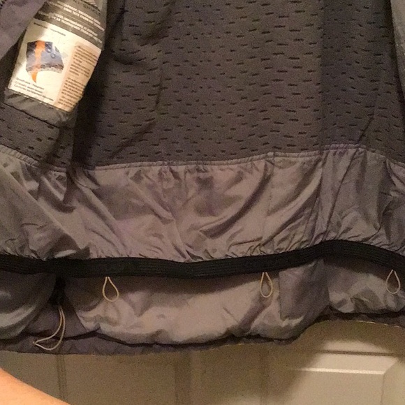 Men’s Columbia snowboarding jacket - Picture 4 of 11